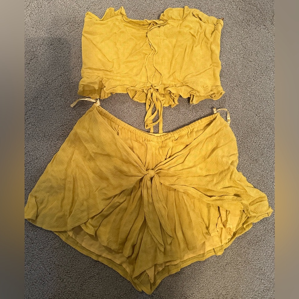 Cotton Candy Mustard Apparel